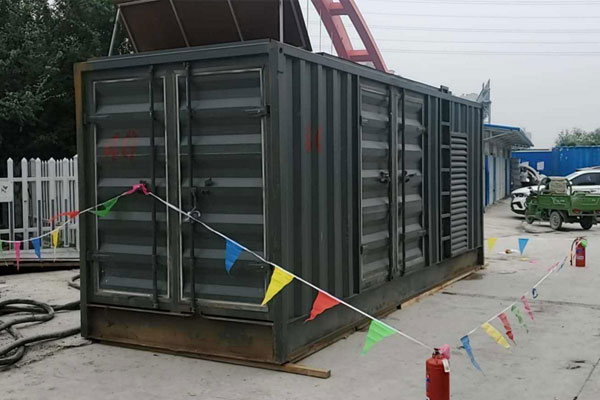 开州发电机租赁空气滤清器多久更换一次？