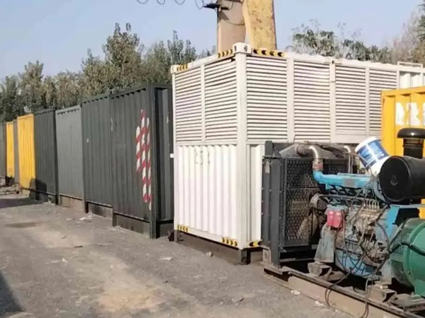 开州200KW柴油发电机机组每小时油耗是多少？